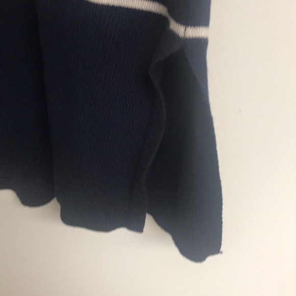 Isela Navy with Tan Stripes Lightweight Knit Sweater Size XXL Like New - Picture 4 of 5